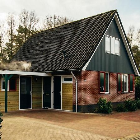 Groepsaccommodatie Kom In De Bedstee Sprookje Winterswijk Esterno foto