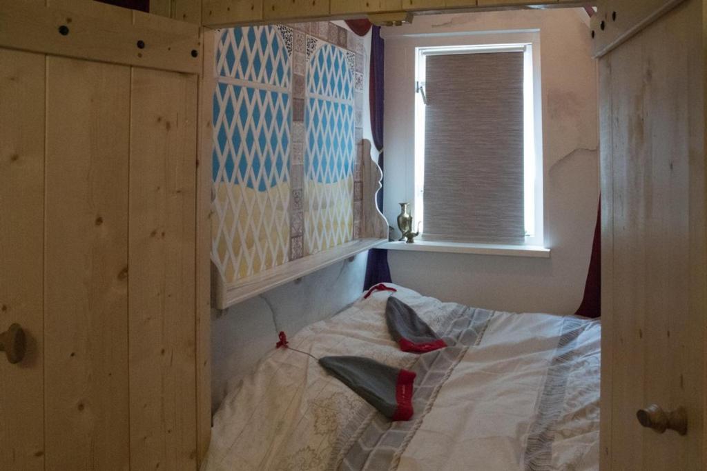 Groepsaccommodatie Kom In De Bedstee Sprookje Winterswijk Esterno foto
